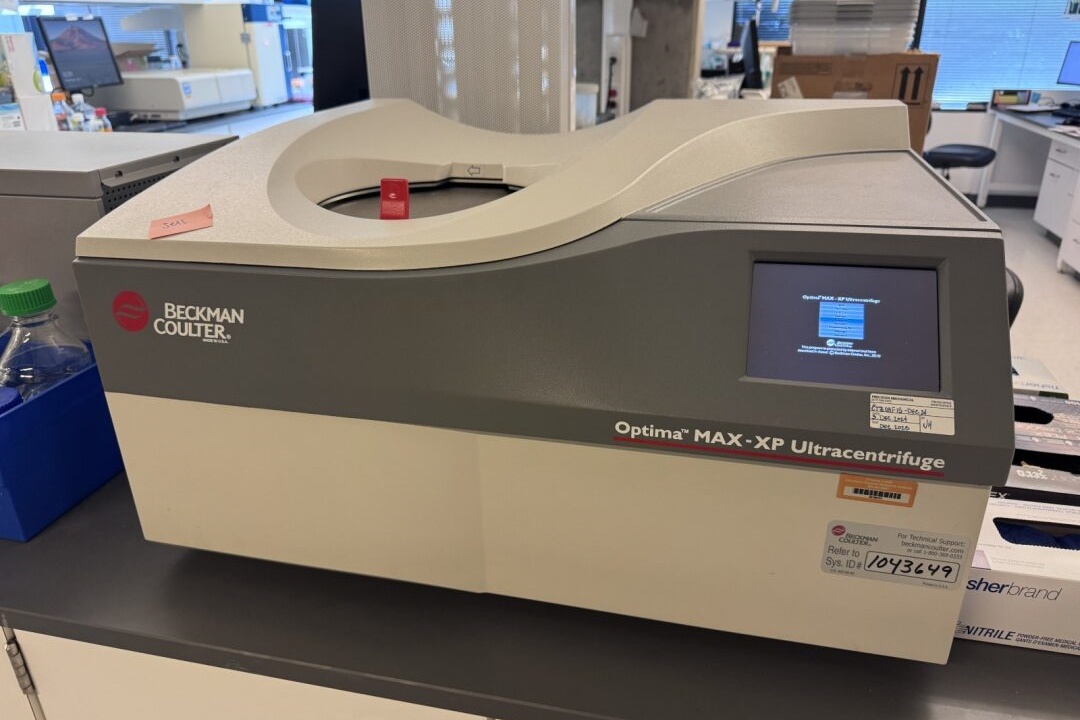贝克曼 Optima MAX-XP 超速离心机（配备 MLS 50 转子、TLS 50 转子及离心桶）
