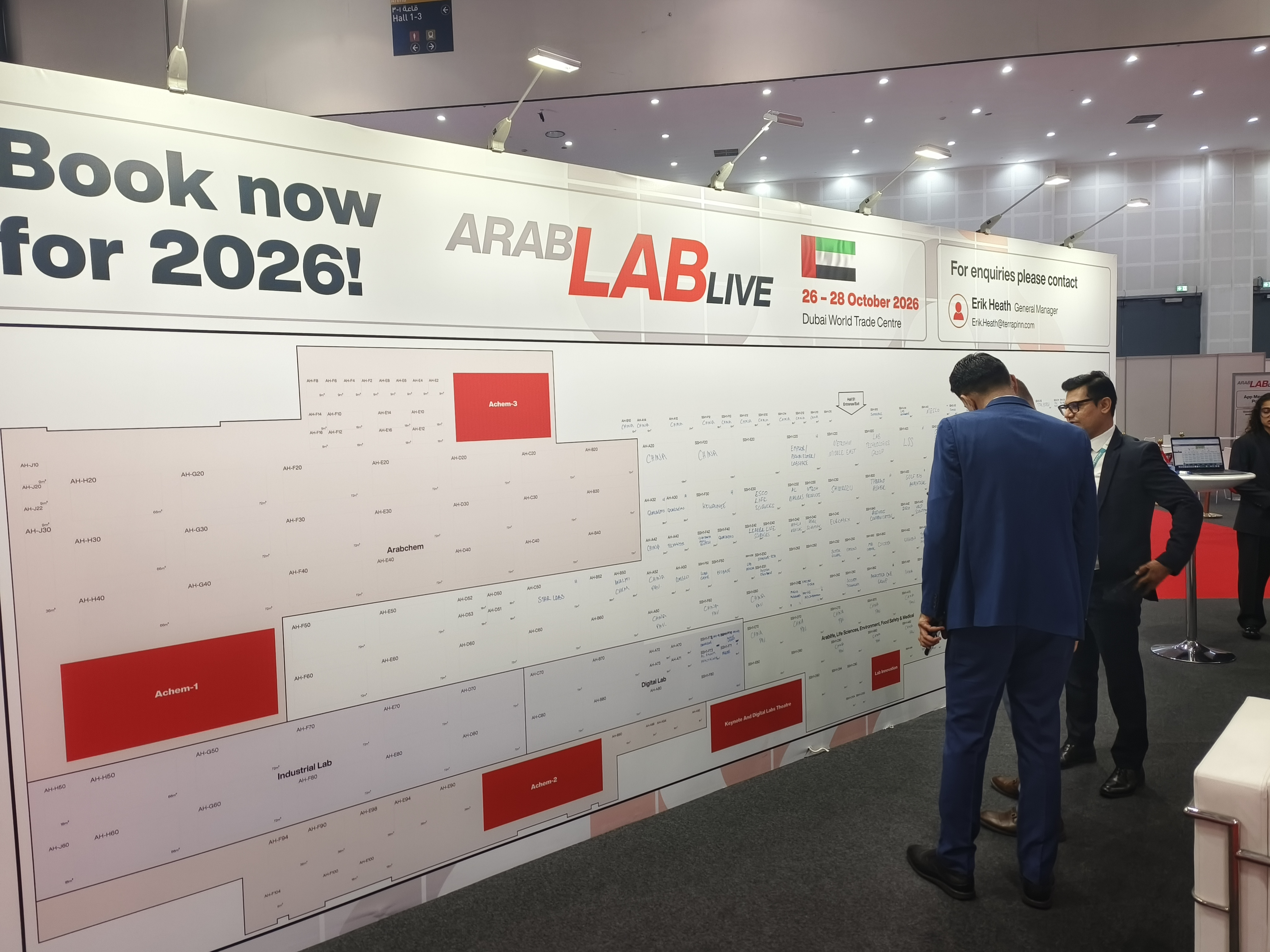 【公司新闻】迪拜之约：隐智科仪携硬核科技亮相 ARABLAB 2025，解锁中东科研新图景